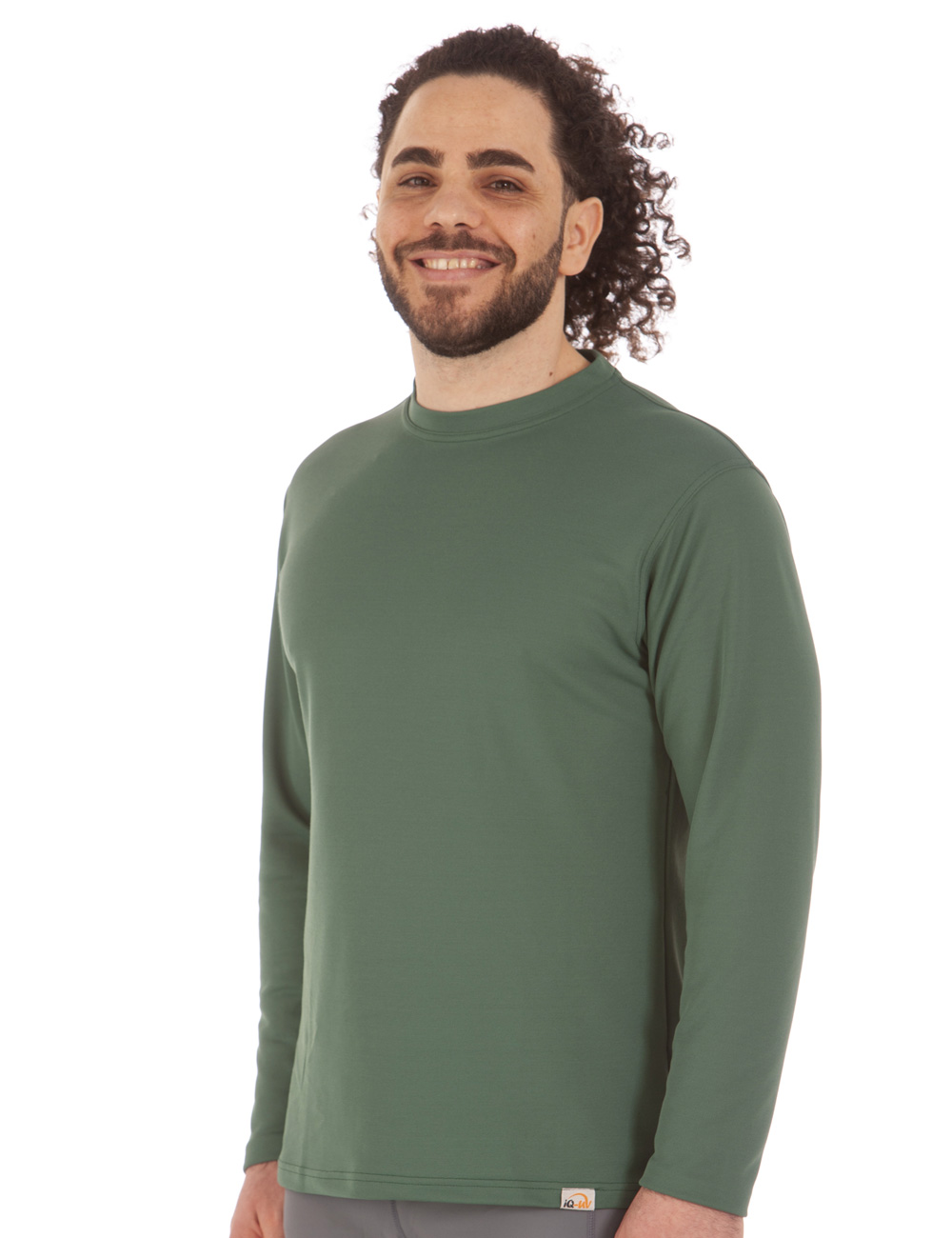 UV 50+ T-Shirt langarm grün outdoor angezogen