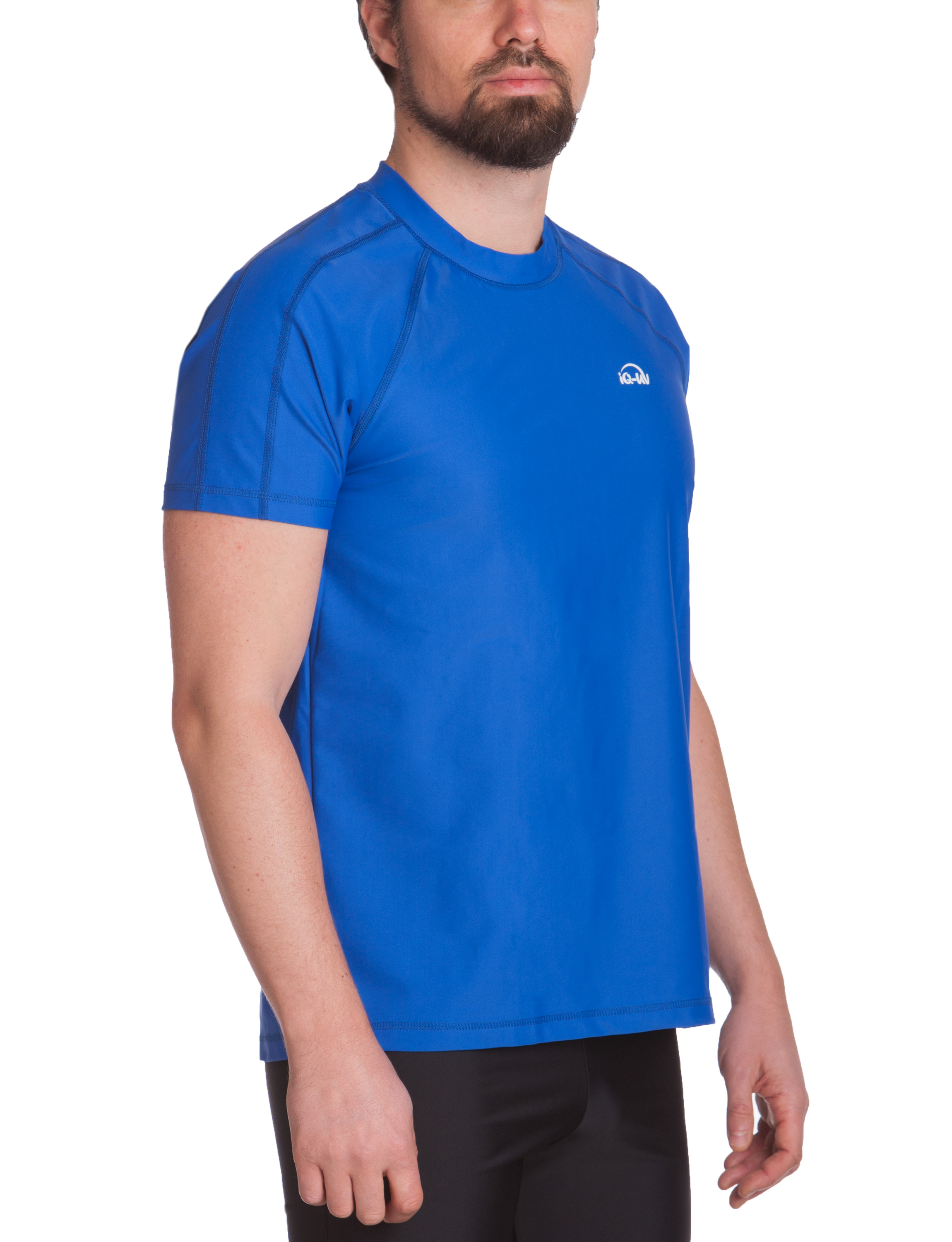 AQUA UV T-Shirt für Herren blau angezogen