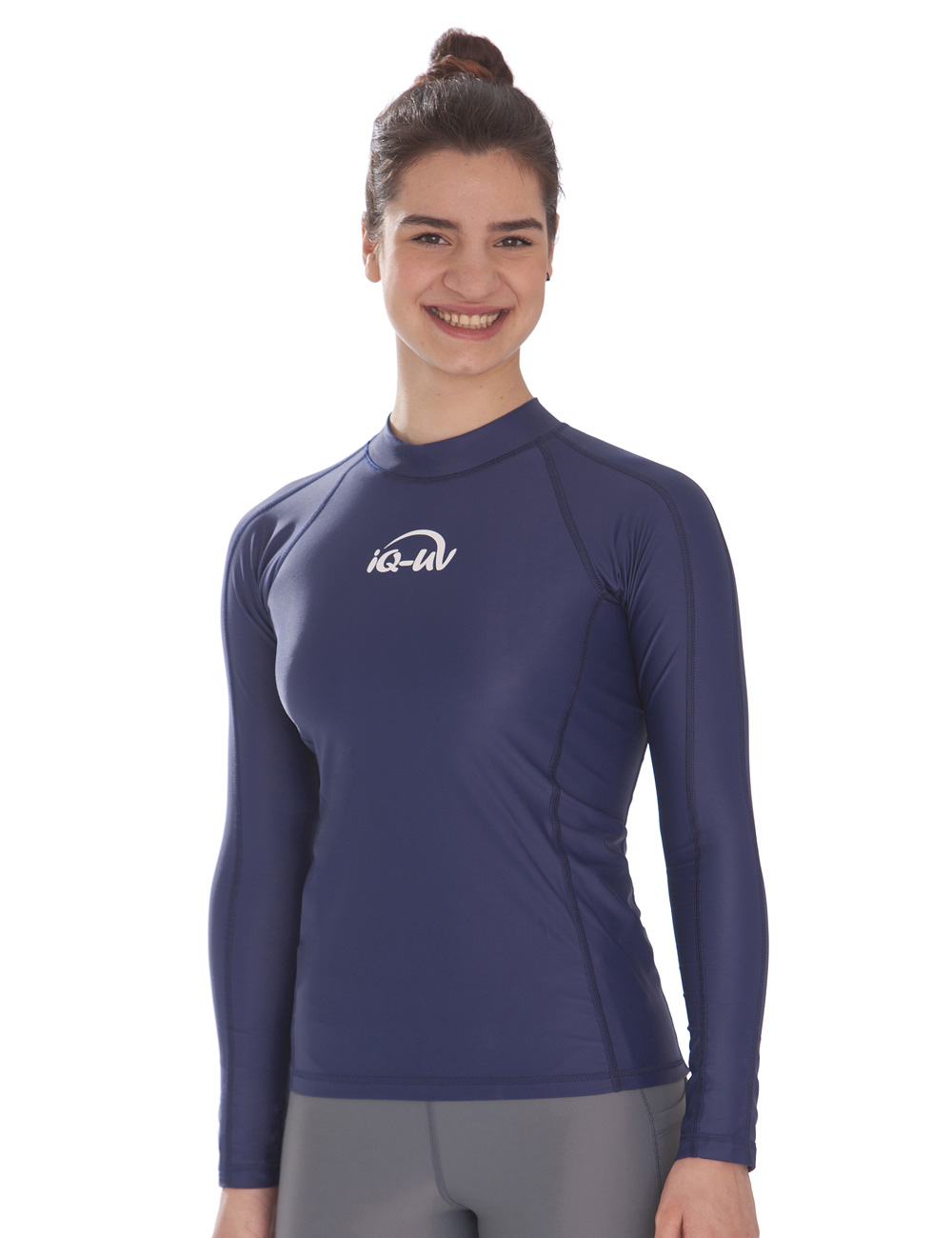 UV-Schutz Shirt Damen langarm UV-Schutzfaktor navy angezogen